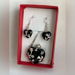 925 (EUC) onyx pierced earrings pendant 20” necklace set signed  vintage jewelry